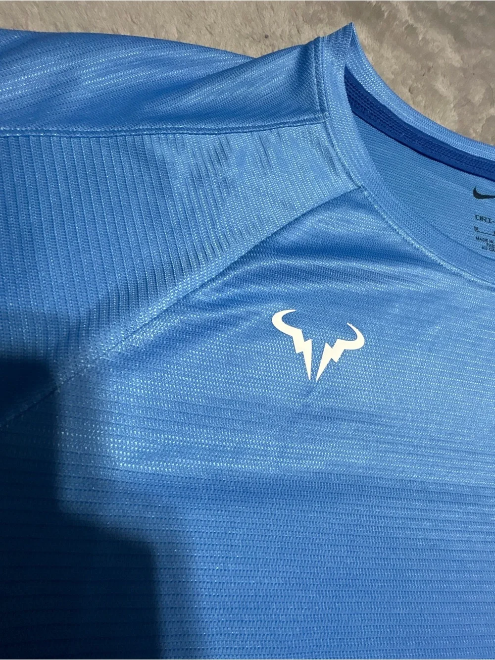 Nike Dri-FIT Rafa Nadal Bull Logo Blue Short Sleeve Tennis Shirt Men's M